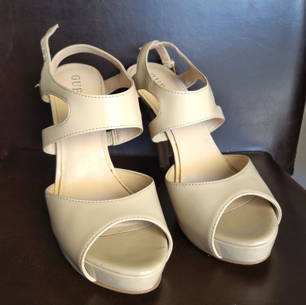 Guess Beige Slingback Sandal Strappy Stilleto Heel Patent Leather Size 6.5